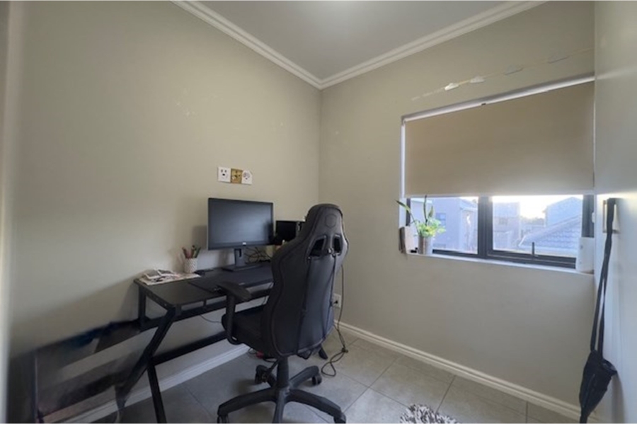 2 Bedroom Property for Sale in Zonnendal Western Cape